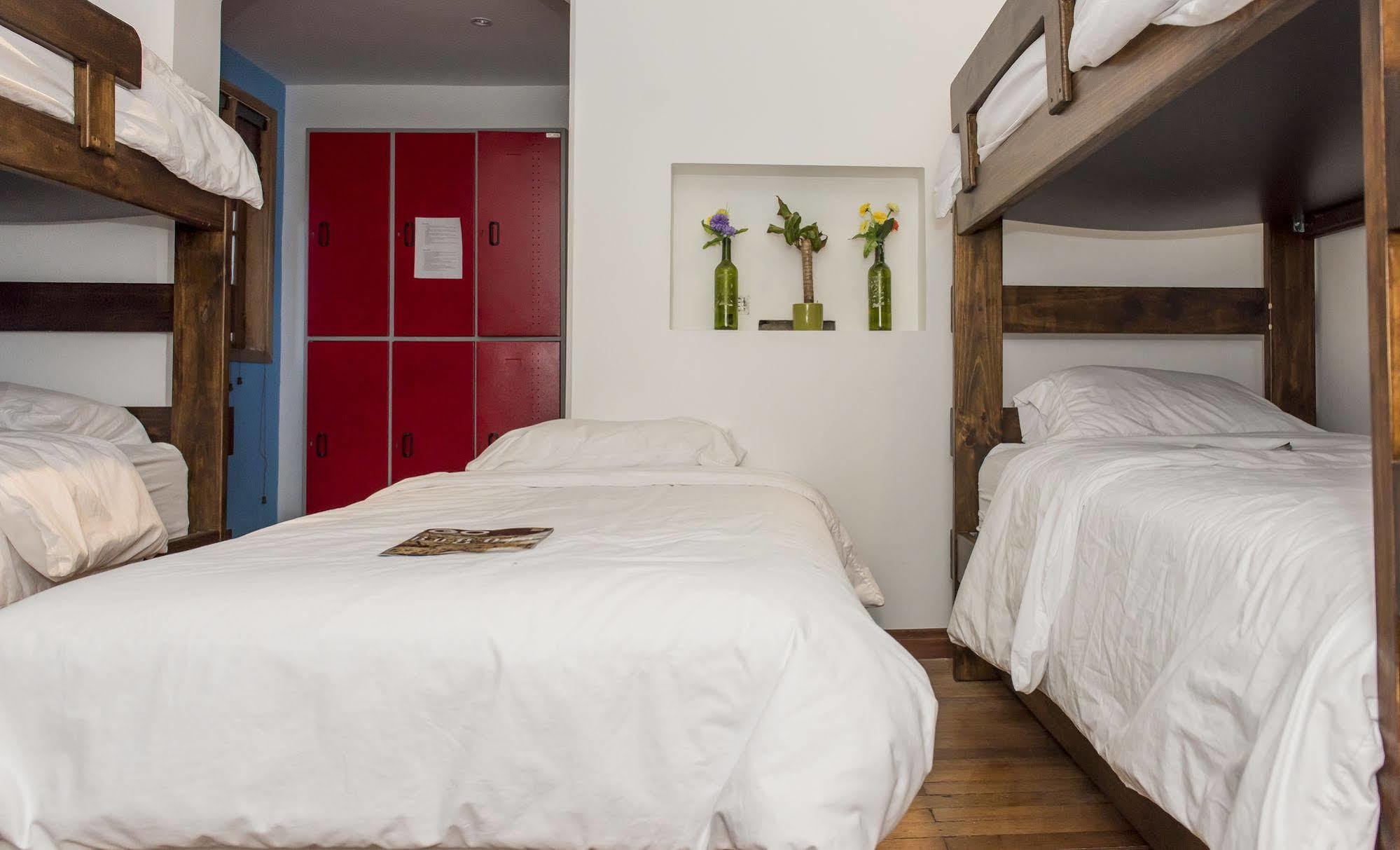 Mi Llave Hostels Bogota Exterior photo